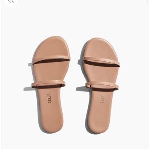 Tkees Gemma Sandal